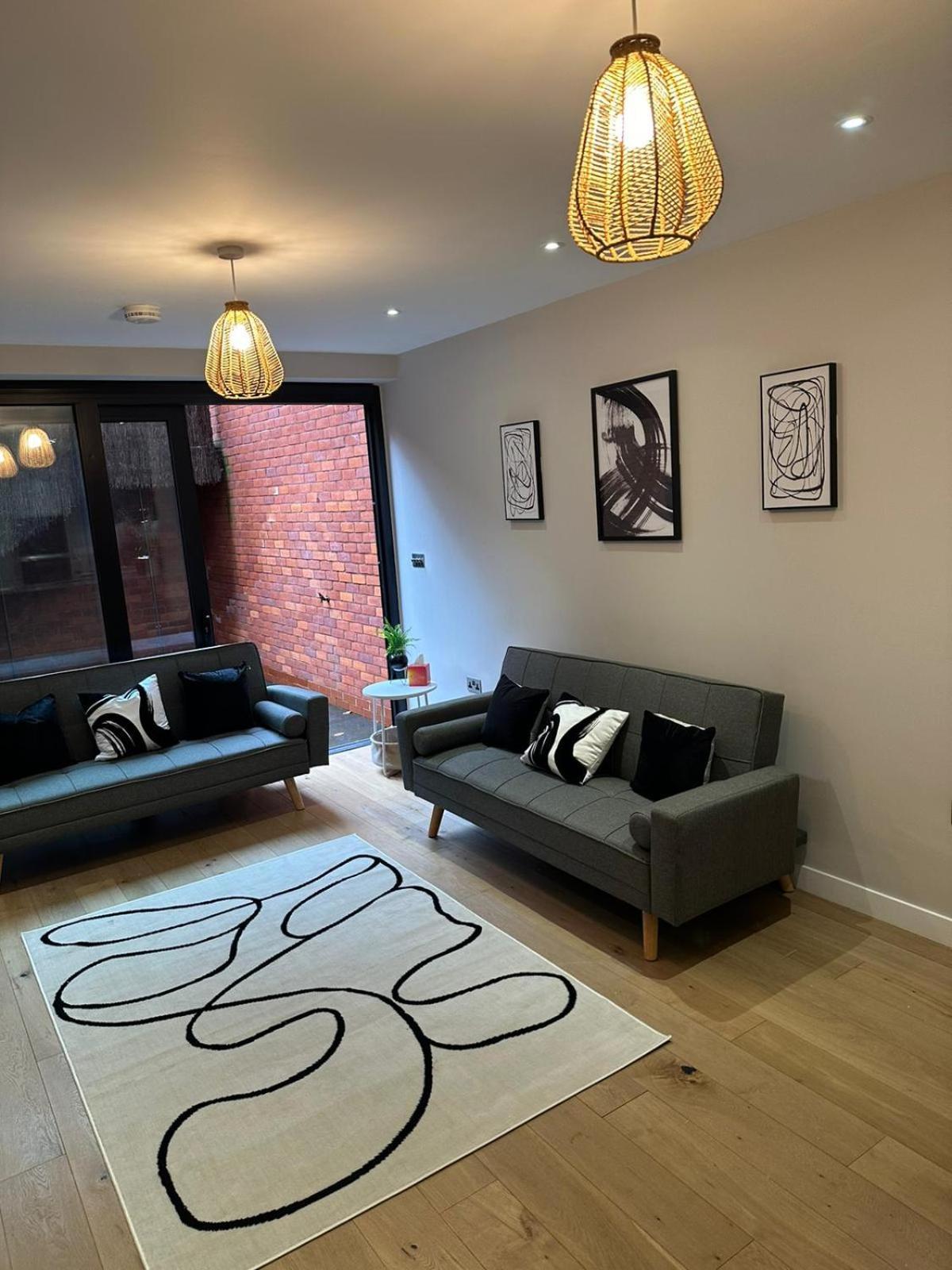 Richardson Deluxe Apartments - 3 Bed London Exterior photo