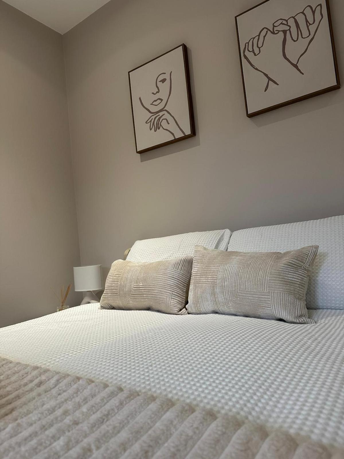 Richardson Deluxe Apartments - 3 Bed London Exterior photo
