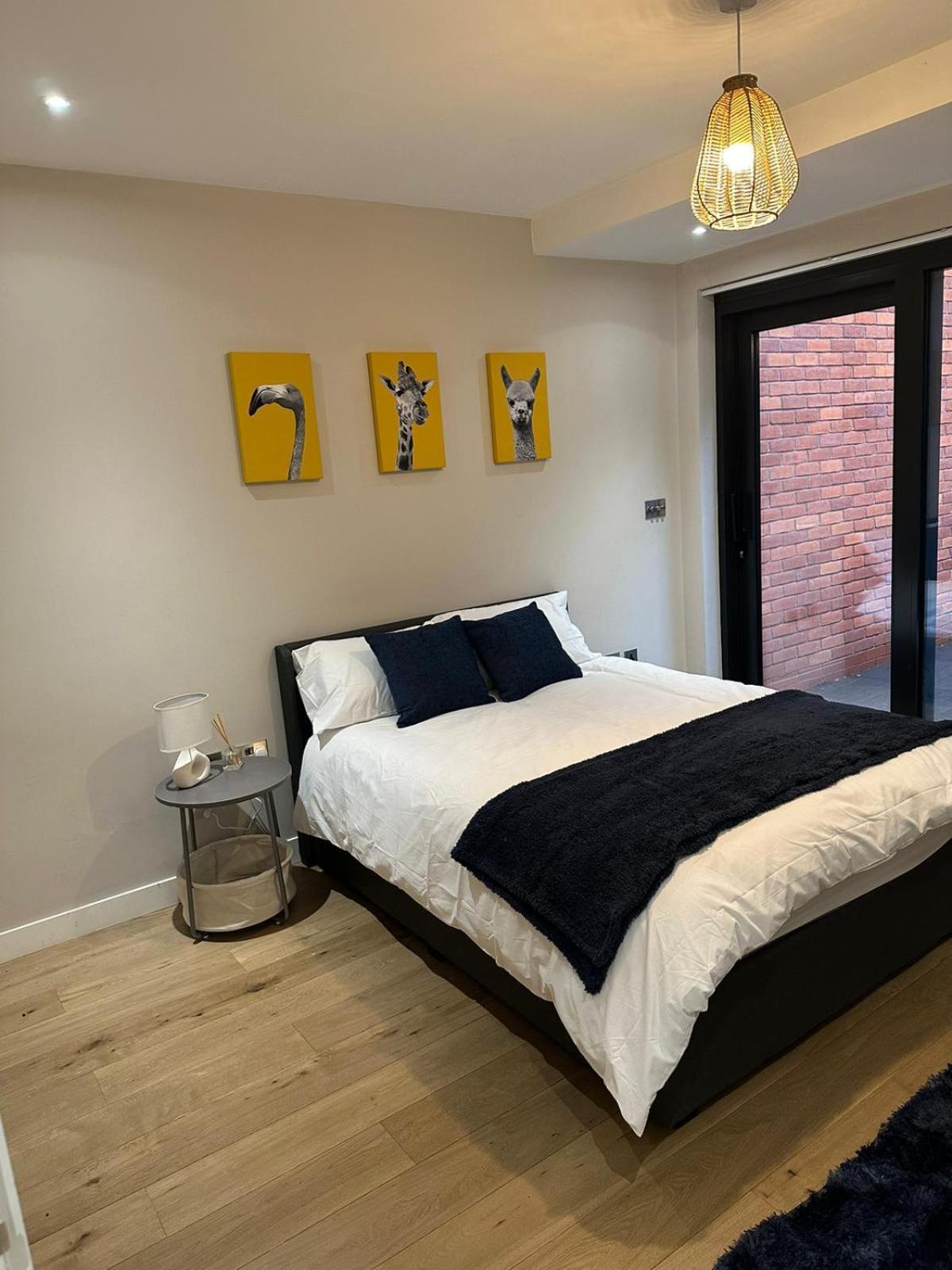 Richardson Deluxe Apartments - 3 Bed London Exterior photo